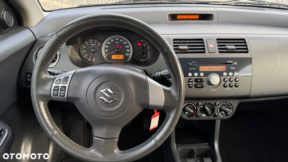 Suzuki Swift 1.3 JB Edition - 25