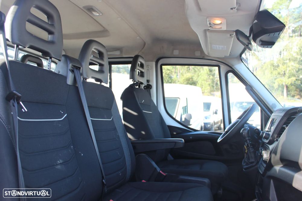 Iveco DAILY 35-160 CAB/DUPLA // 3.000cc // 2022 - 8