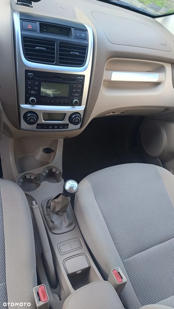 Kia Sportage 2.0 d Expedition - 12