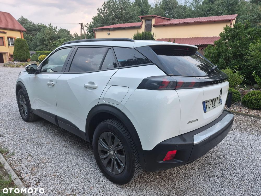 Peugeot 2008 BlueHDi 100 STOP & START Style - 9