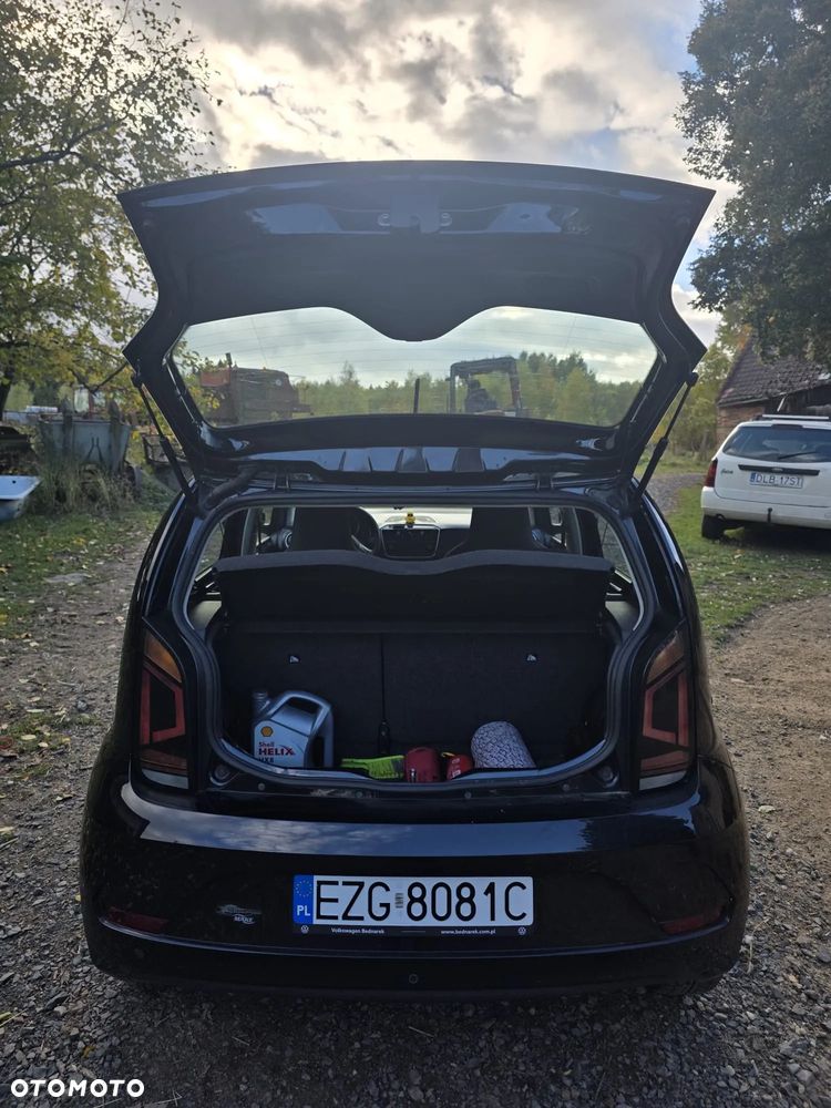 Volkswagen up! - 9