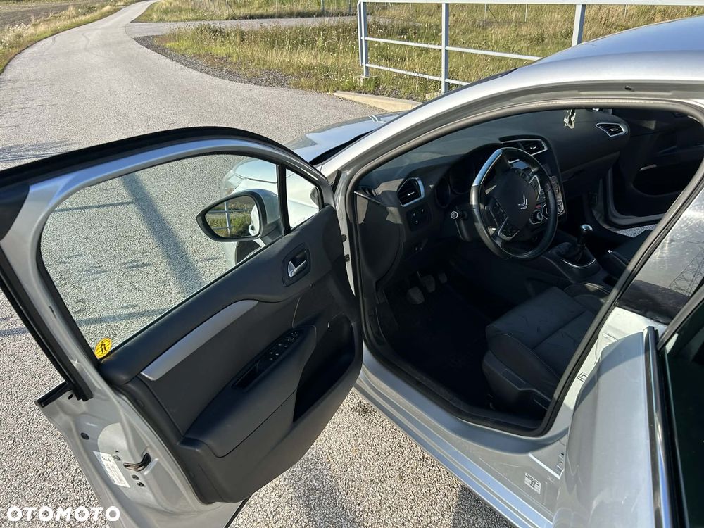 Citroën C4 VTi 120 Attraction - 12