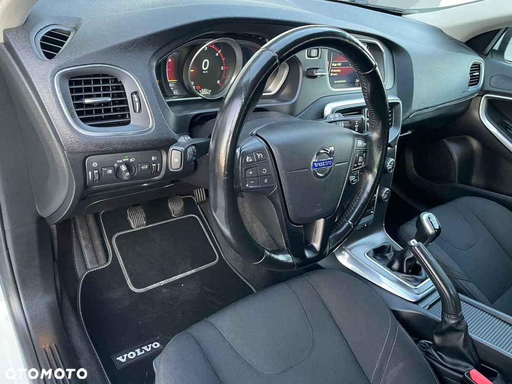 Volvo V40 D2 Summum - 15