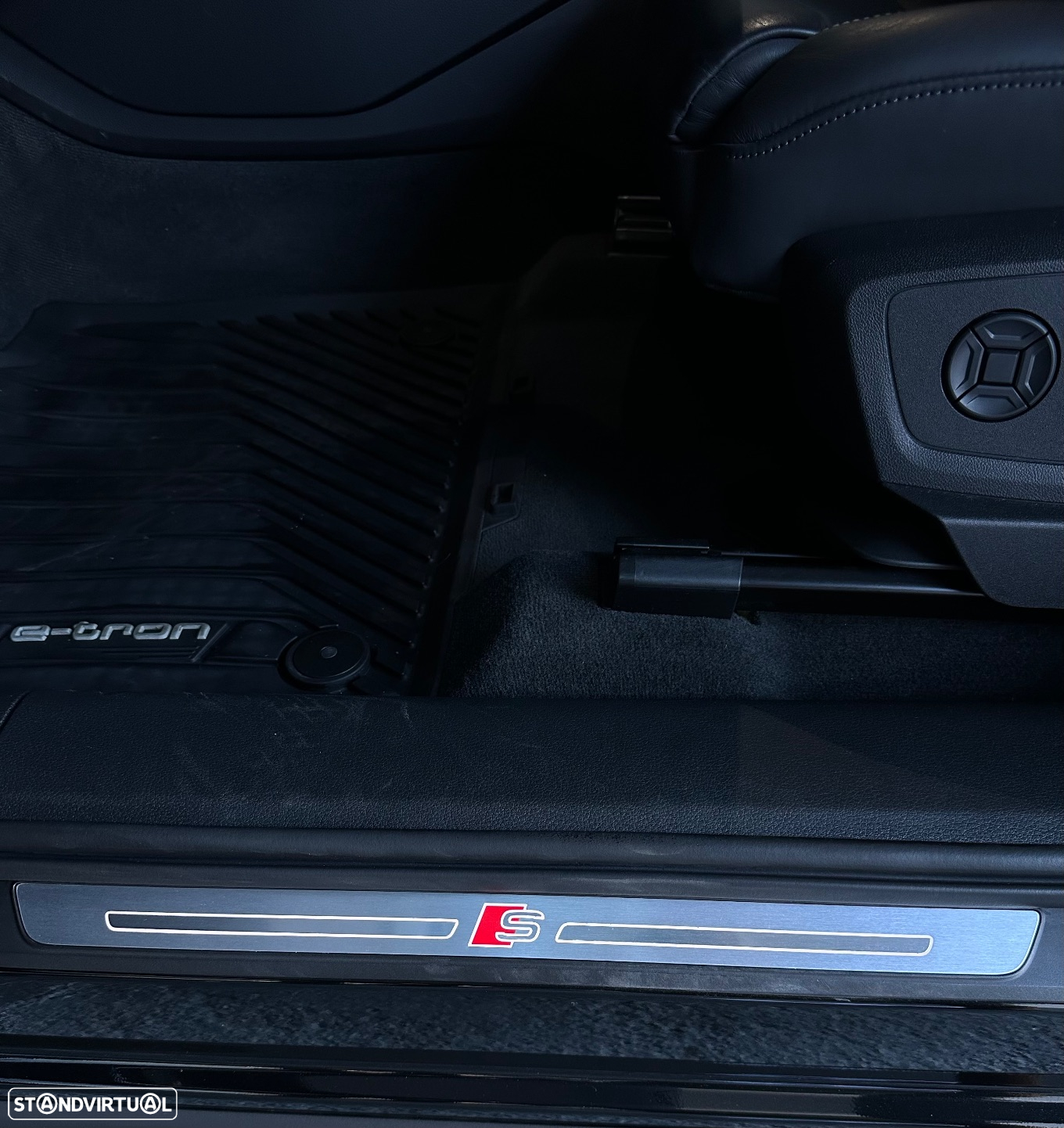 Audi Q8 e-Tron 50 quattro S line - 45