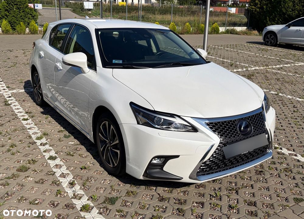 Lexus CT 200h Elegance - 2