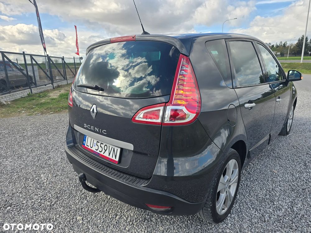 Renault Scenic 2.0 16V 140 CVT Dynamique - 9