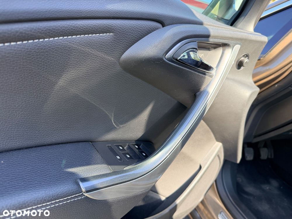 Opel Astra 1.6 SIDI Turbo ecoFLEX Start/Stop Innovation - 33