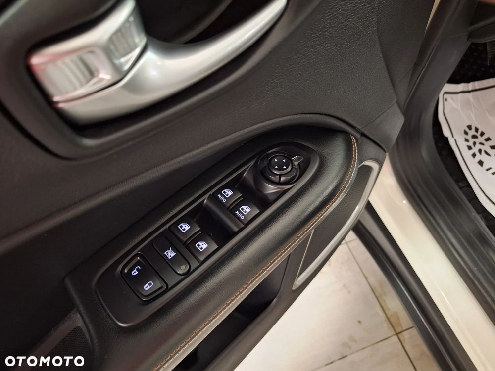 Jeep Compass 1.4 MultiAir Limited - 31
