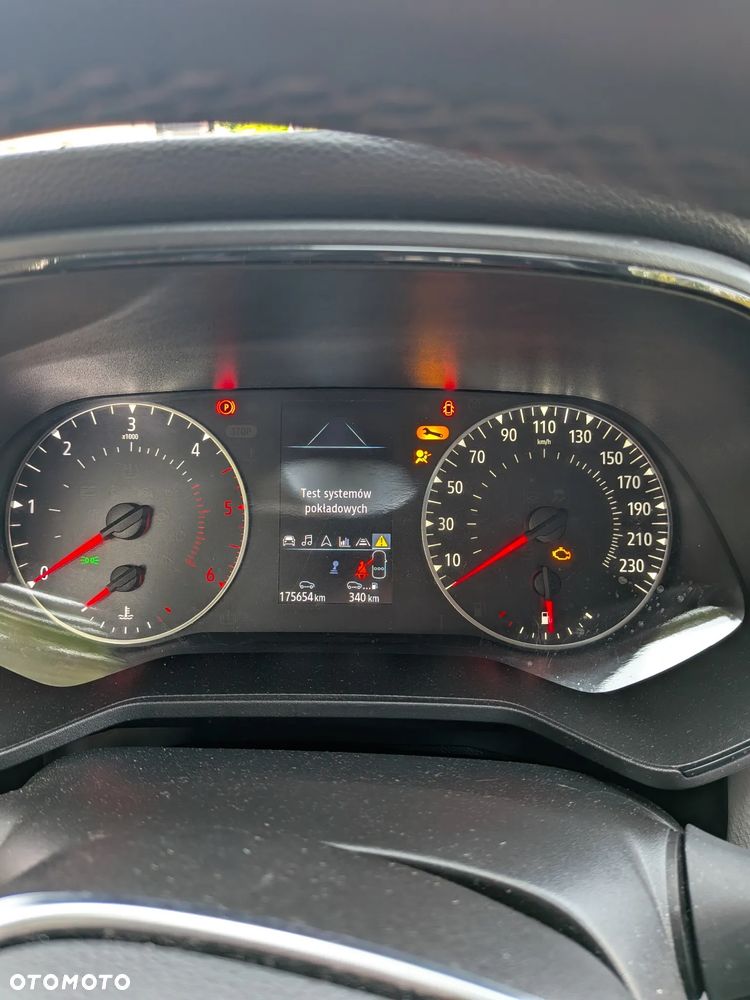 Renault Clio BLUE dCi 100 EVOLUTION - 16
