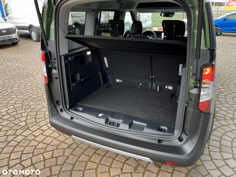 Ford Tourneo Courier - 25