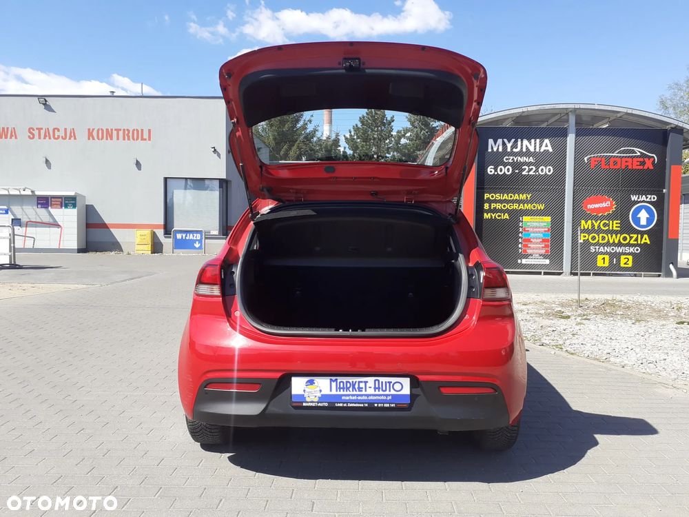 Kia Rio - 5