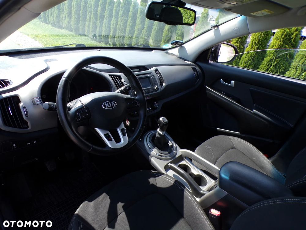 Kia Sportage - 12