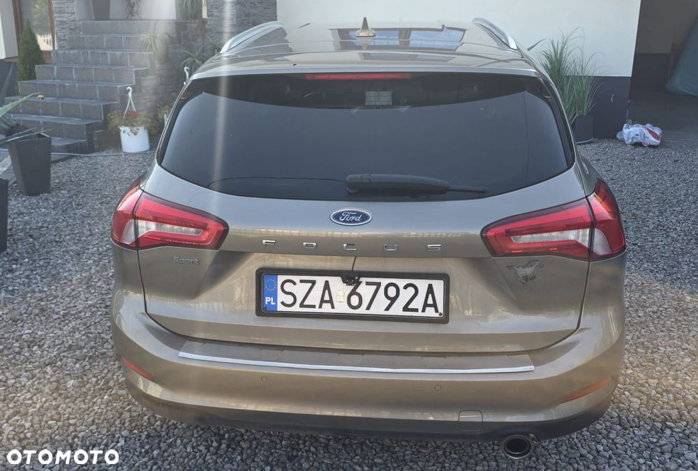 Ford Focus 1.0 EcoBoost Active Business - 4