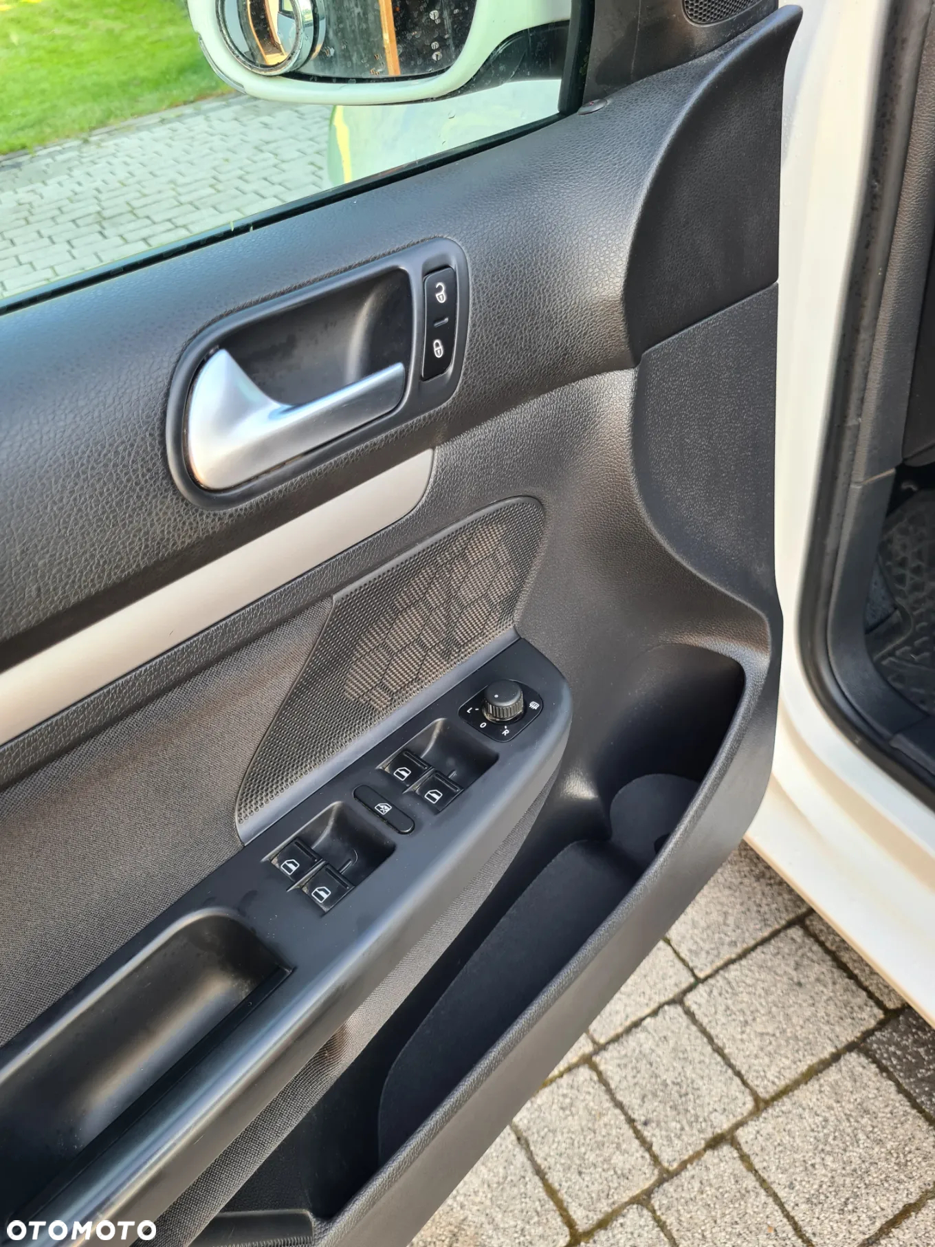 Volkswagen Golf 1.6 TDI DPF Trendline - 20