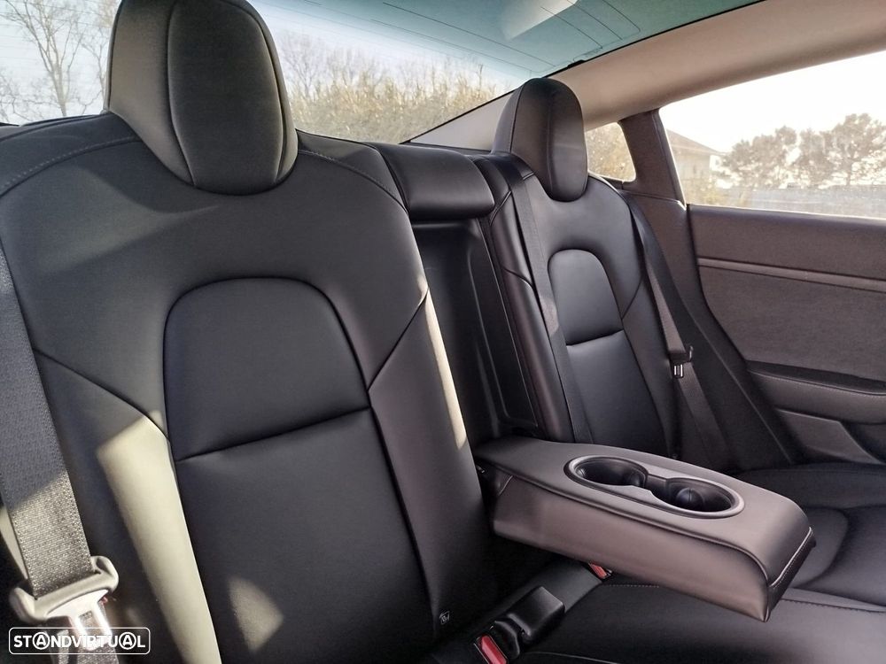 Tesla Model 3 Long Range Tração Traseira - 19