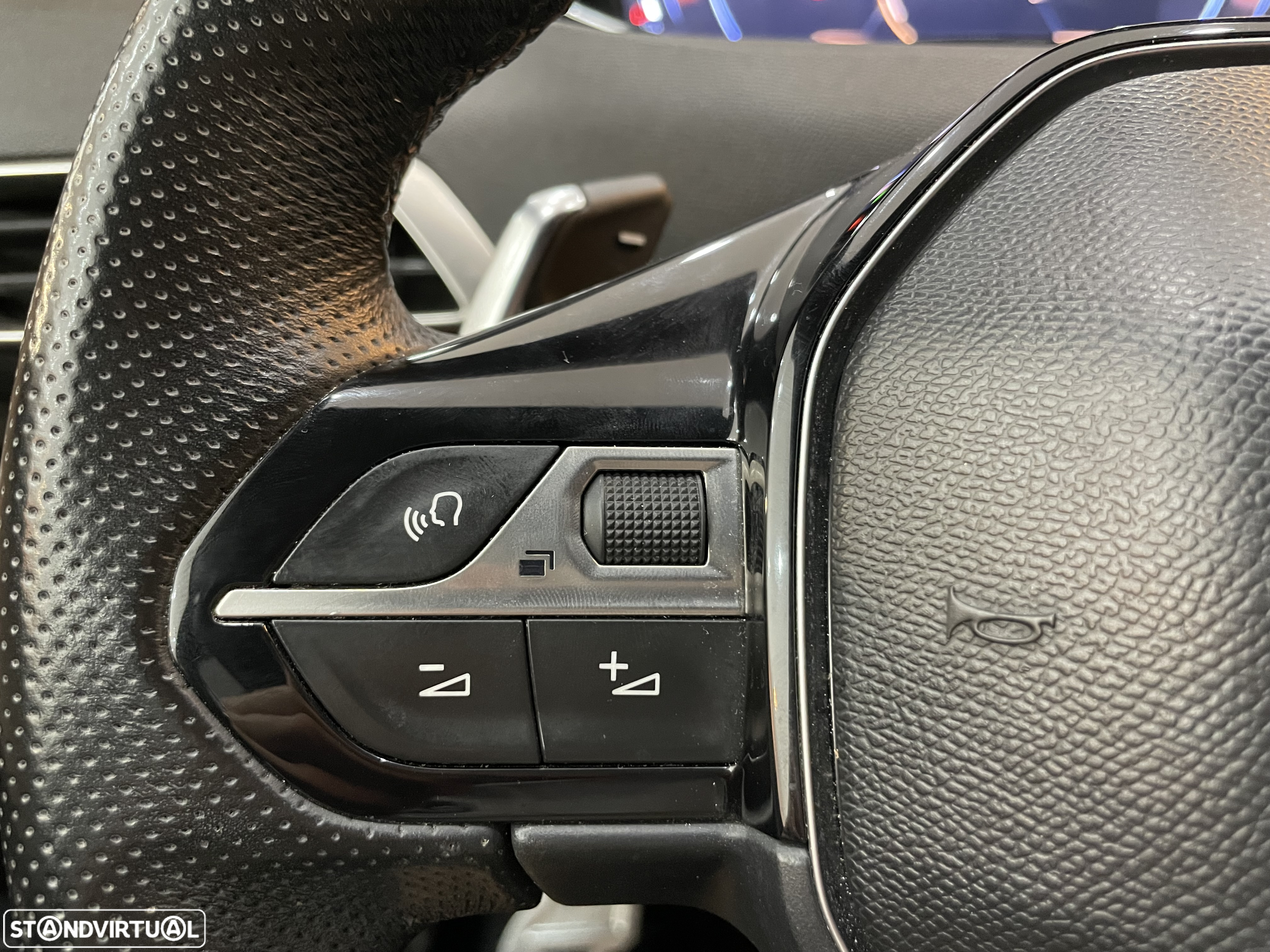 Peugeot 3008 2.0 BlueHDi GT EAT8 - 31