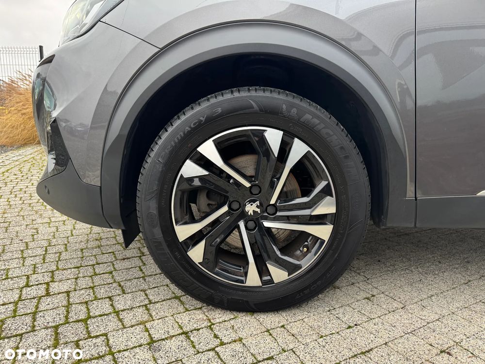 Peugeot 2008 - 9