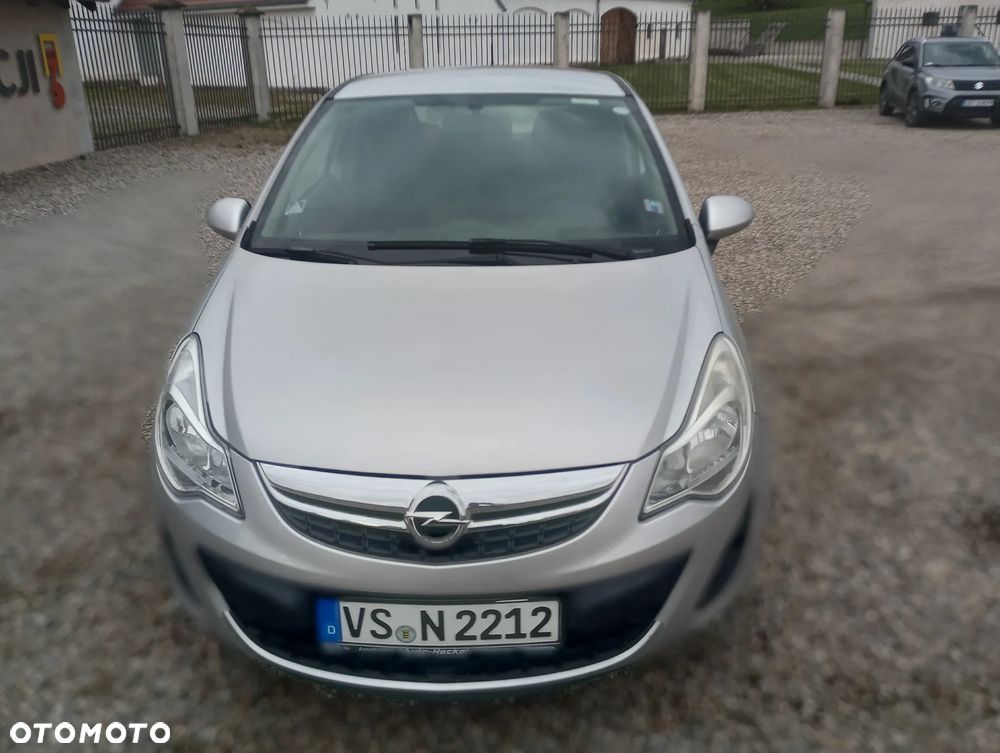 Opel Corsa 1.2 16V Edition / Active - 3