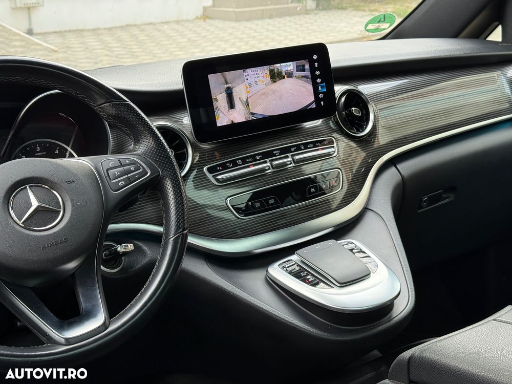 Mercedes-Benz V 300 d lang 4Matic 9G-TRONIC Exclusive - 11