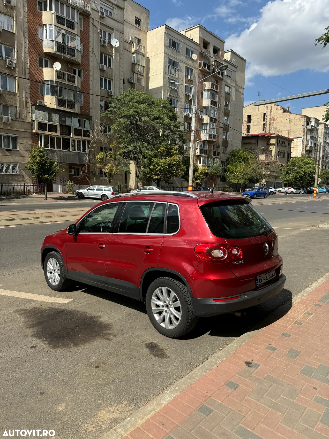 Volkswagen Tiguan - 3