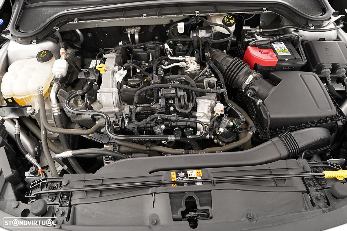 Ford Focus 1.0 EcoBoost MHEV ST-Line X - 24