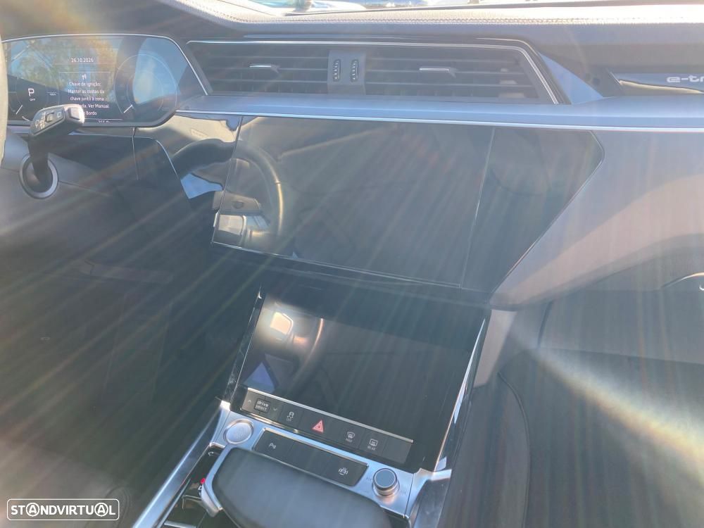 Audi e-tron 55 quattro - 6