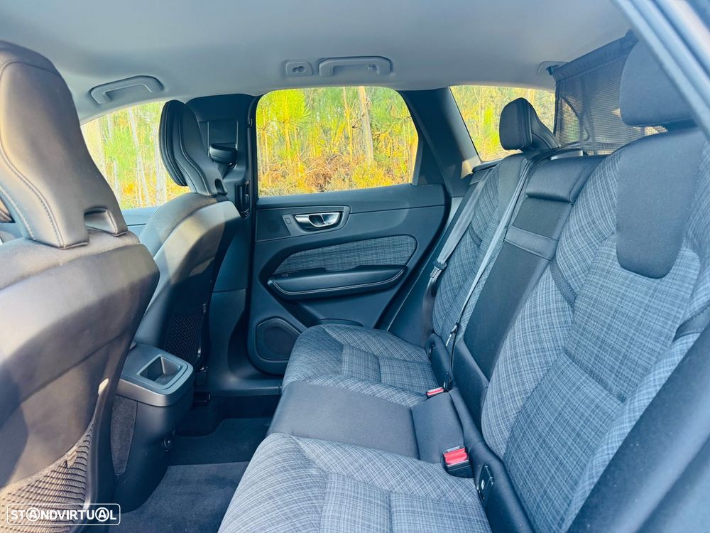 Volvo XC 60 2.0 B4 Inscription Geartronic - 51