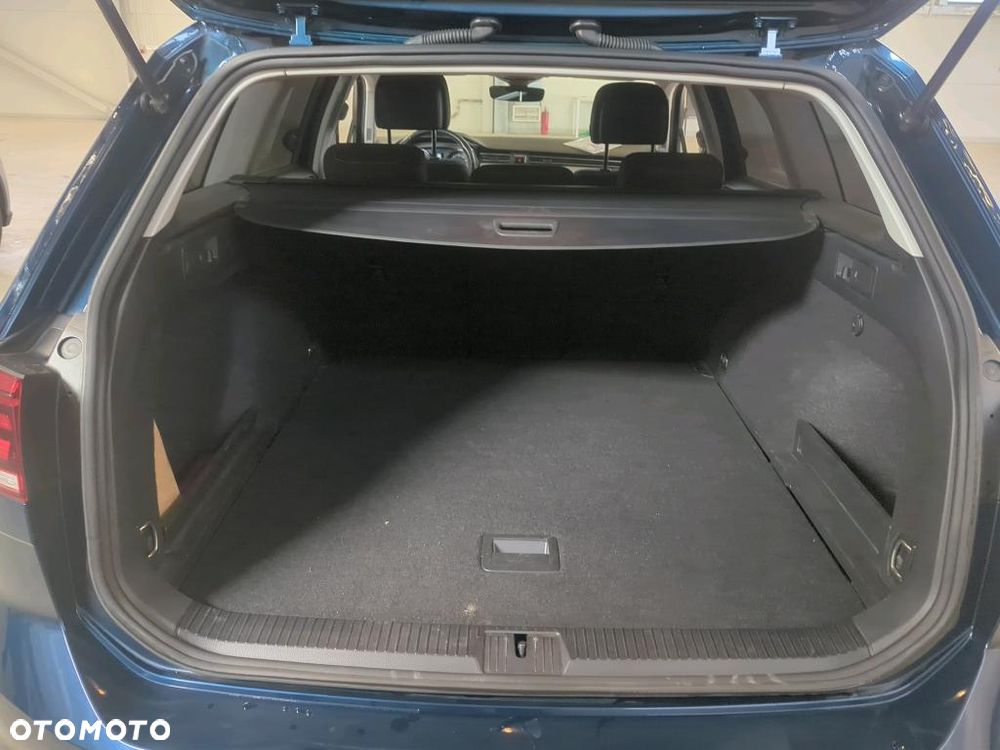 Volkswagen Passat 2.0 TDI EVO Business DSG - 14