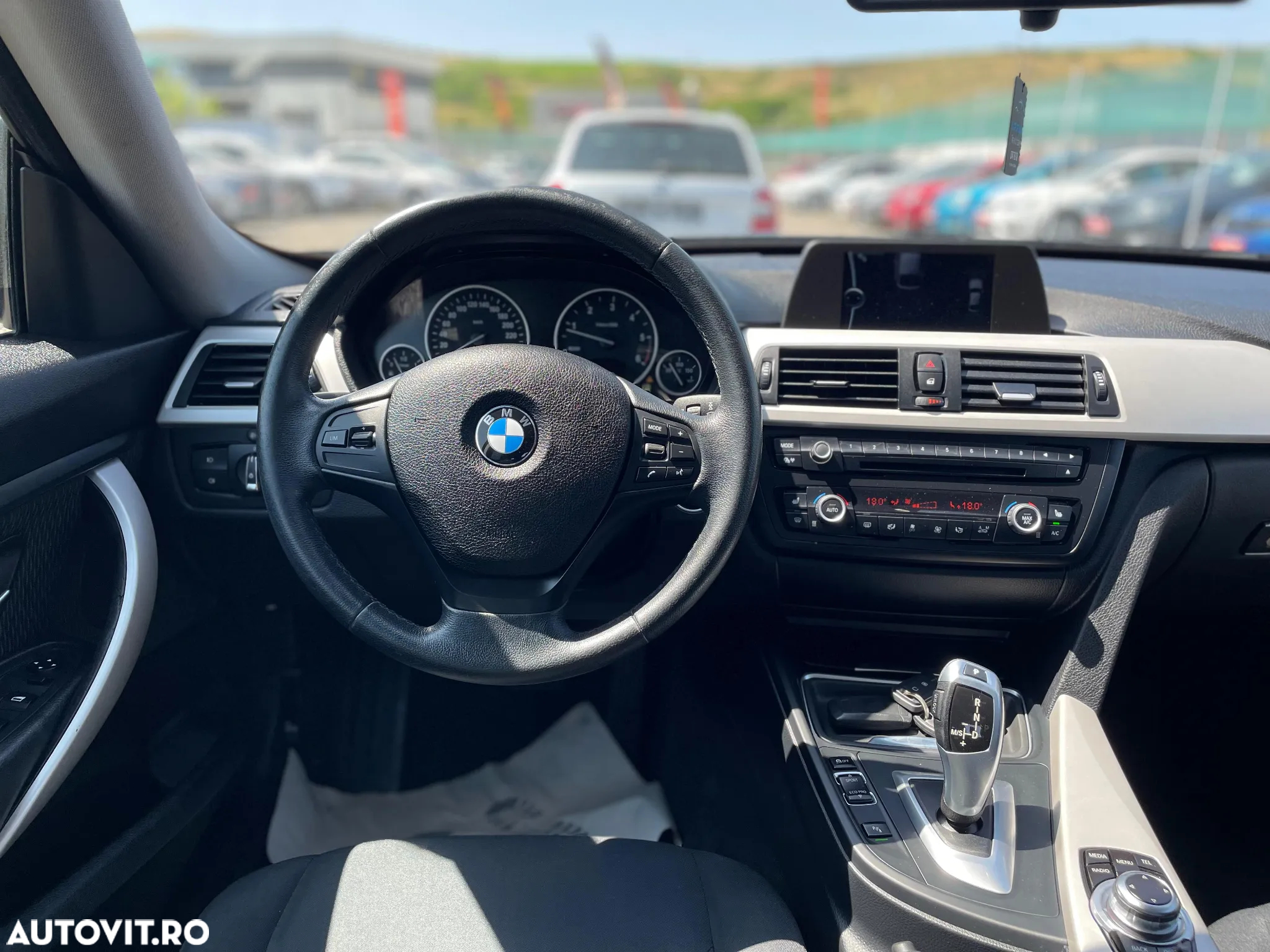 BMW Seria 3 318d GT Aut. Modern Line - 22