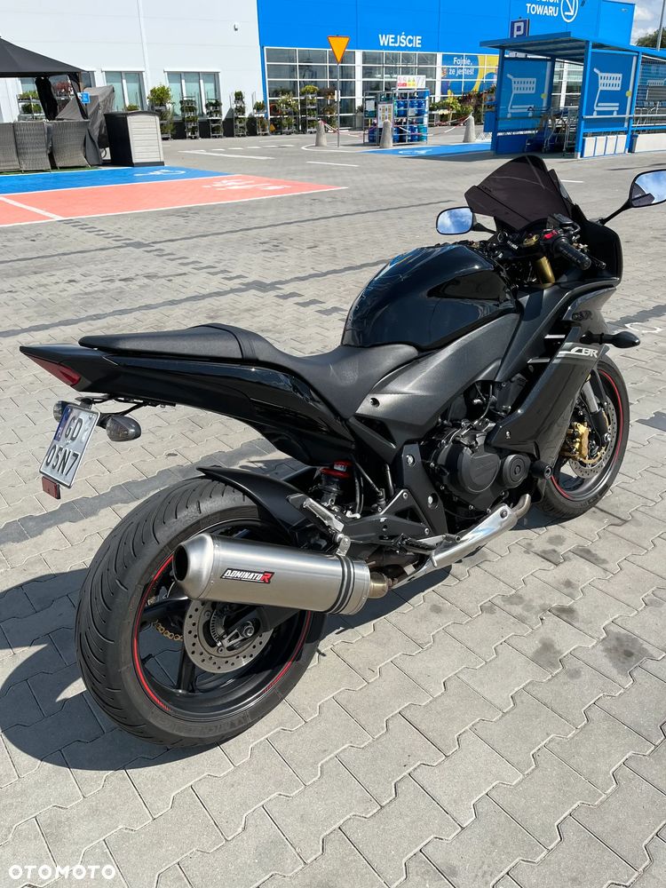 Honda CBR - 6