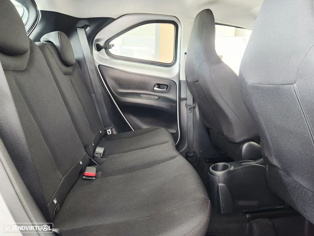 Toyota Aygo X Air Style - 49