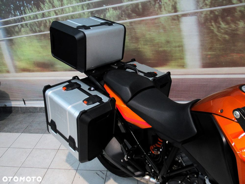 KTM Adventure - 18