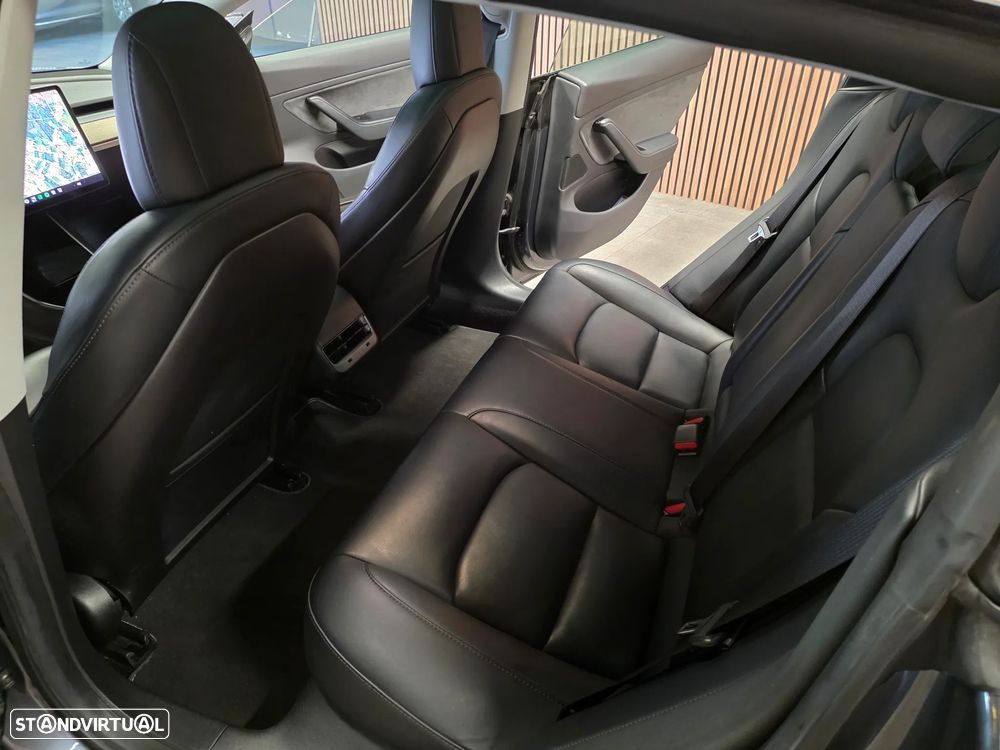 Tesla Model 3 AWD Dual Motor - 37