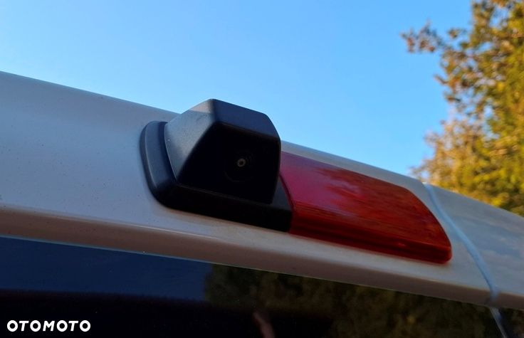 Renault TRAFIC III - 32