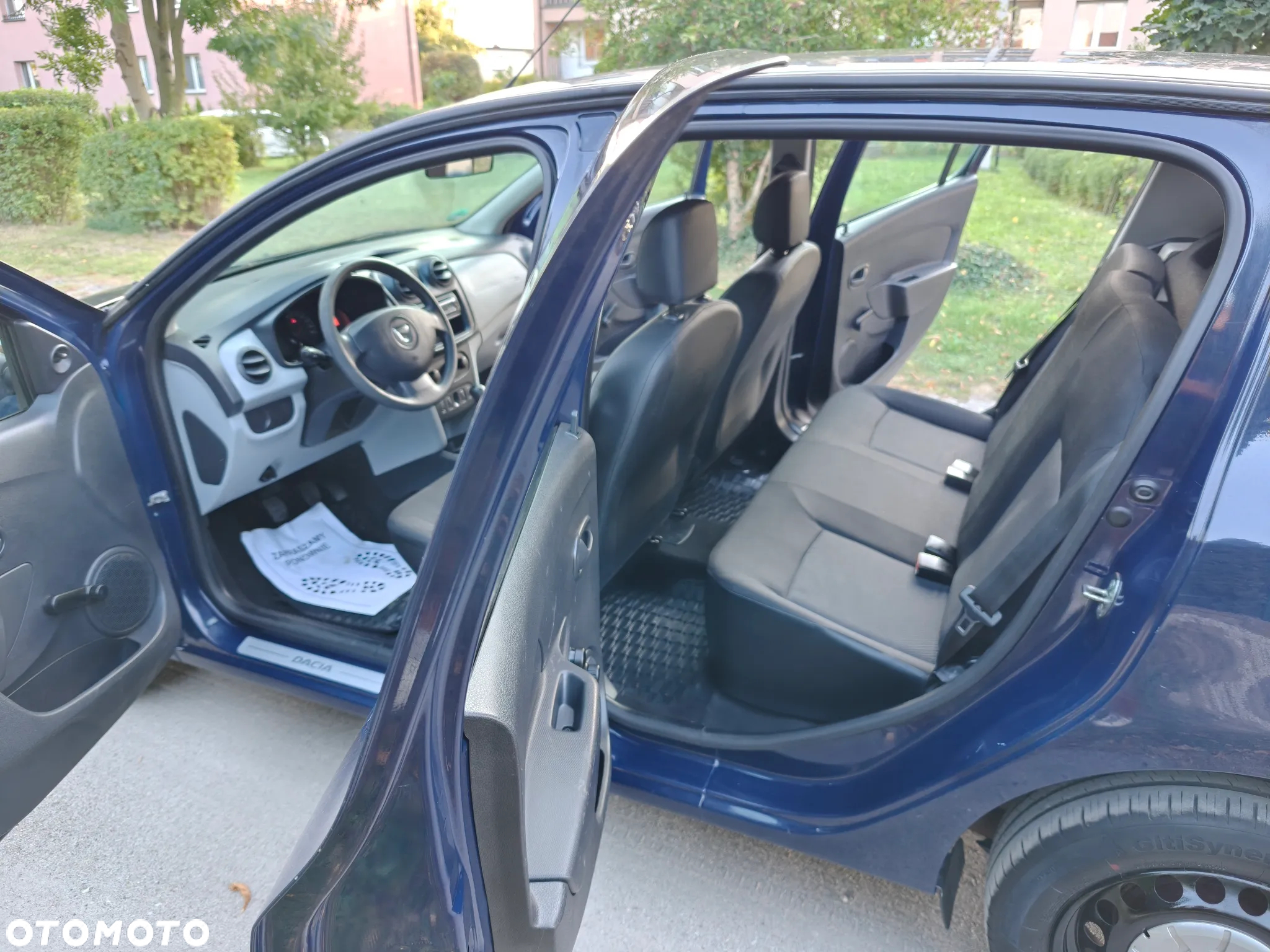 Dacia Sandero - 11