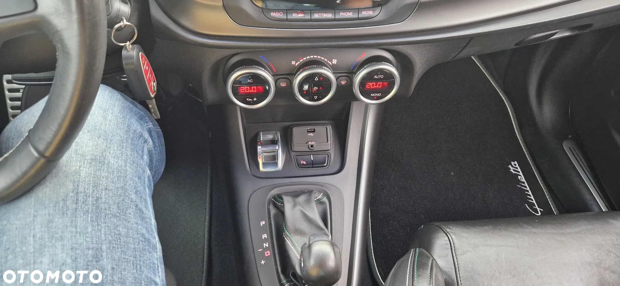 Alfa Romeo Giulietta 1750 TBi Veloce TCT - 21