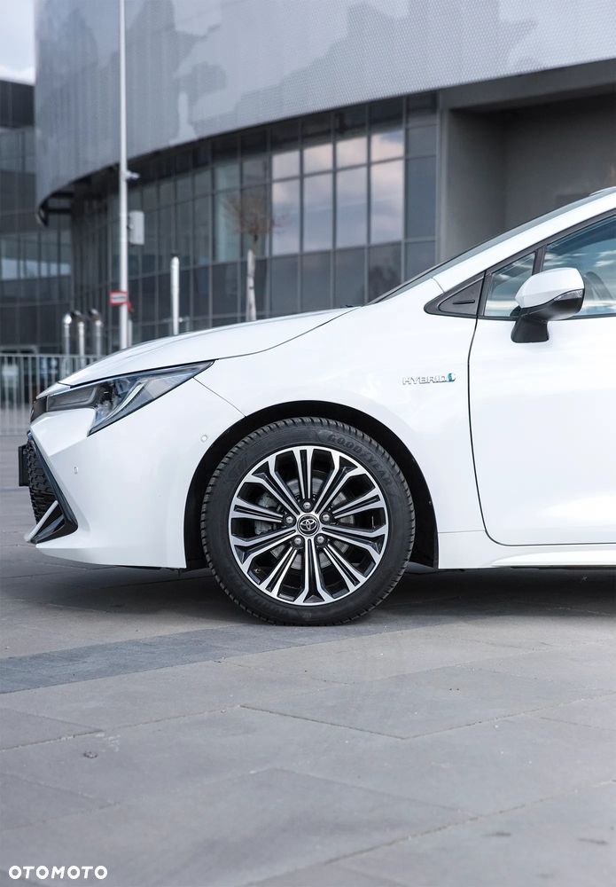 Toyota Corolla 1.8 Business Edition - 14