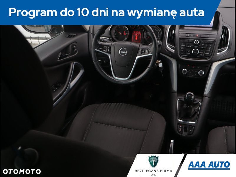 Opel Zafira - 9