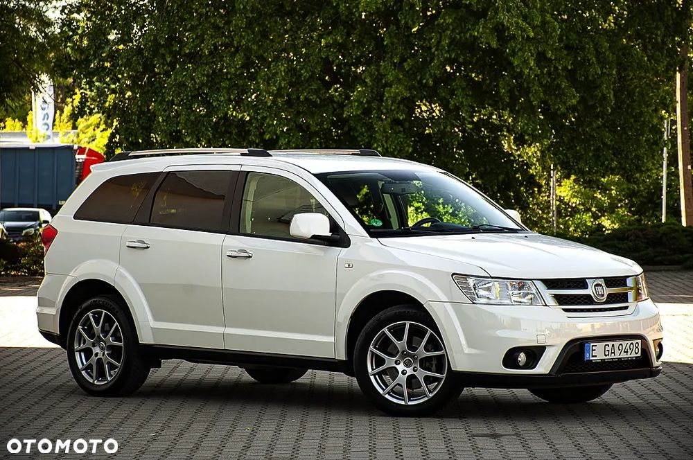 Fiat Freemont 2.4 16V VVT Automatik Lounge - 4