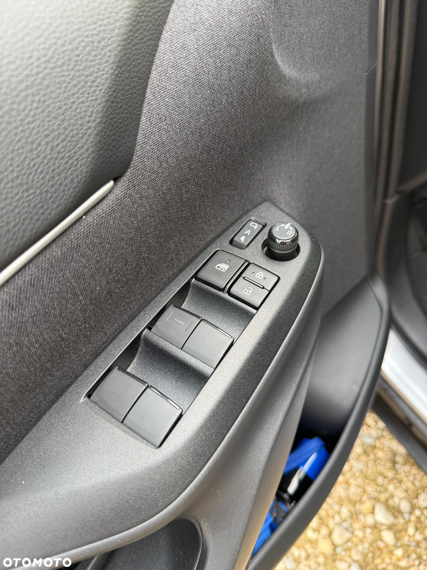 Toyota Yaris Hybrid 1.5 Comfort - 12