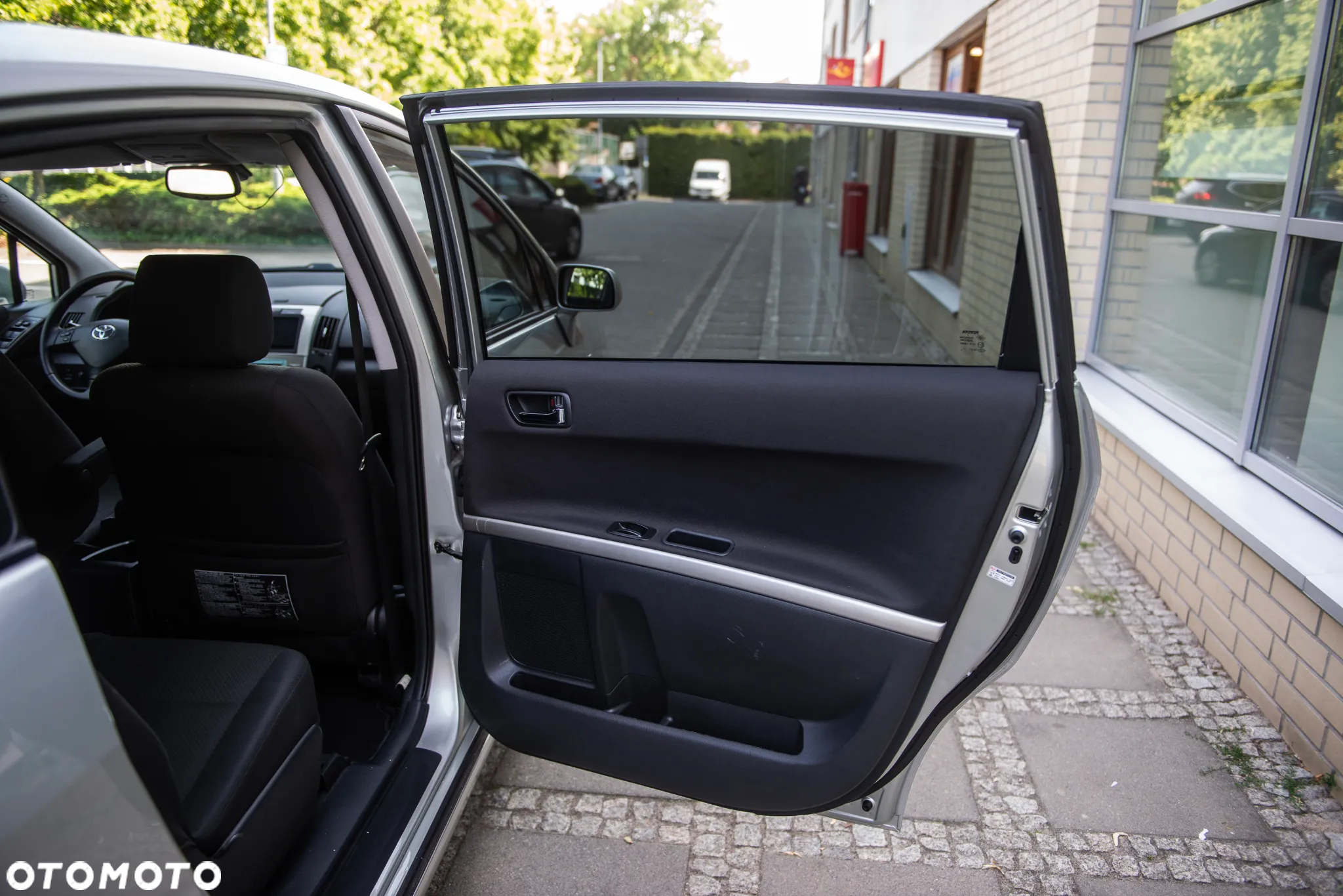 Toyota Corolla Verso 1.8 Premium - 21