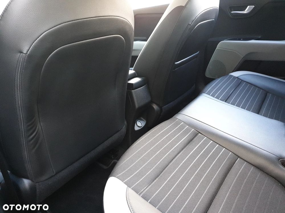 Kia Stonic 1.0 T-GDI L - 24