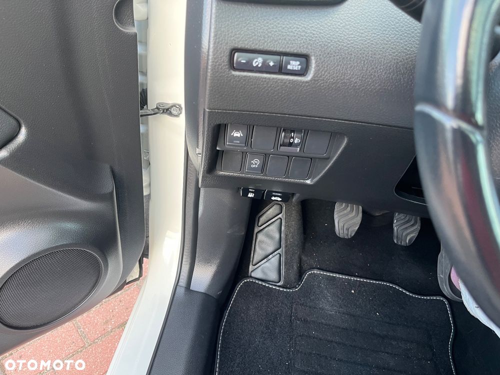 Nissan Qashqai - 15