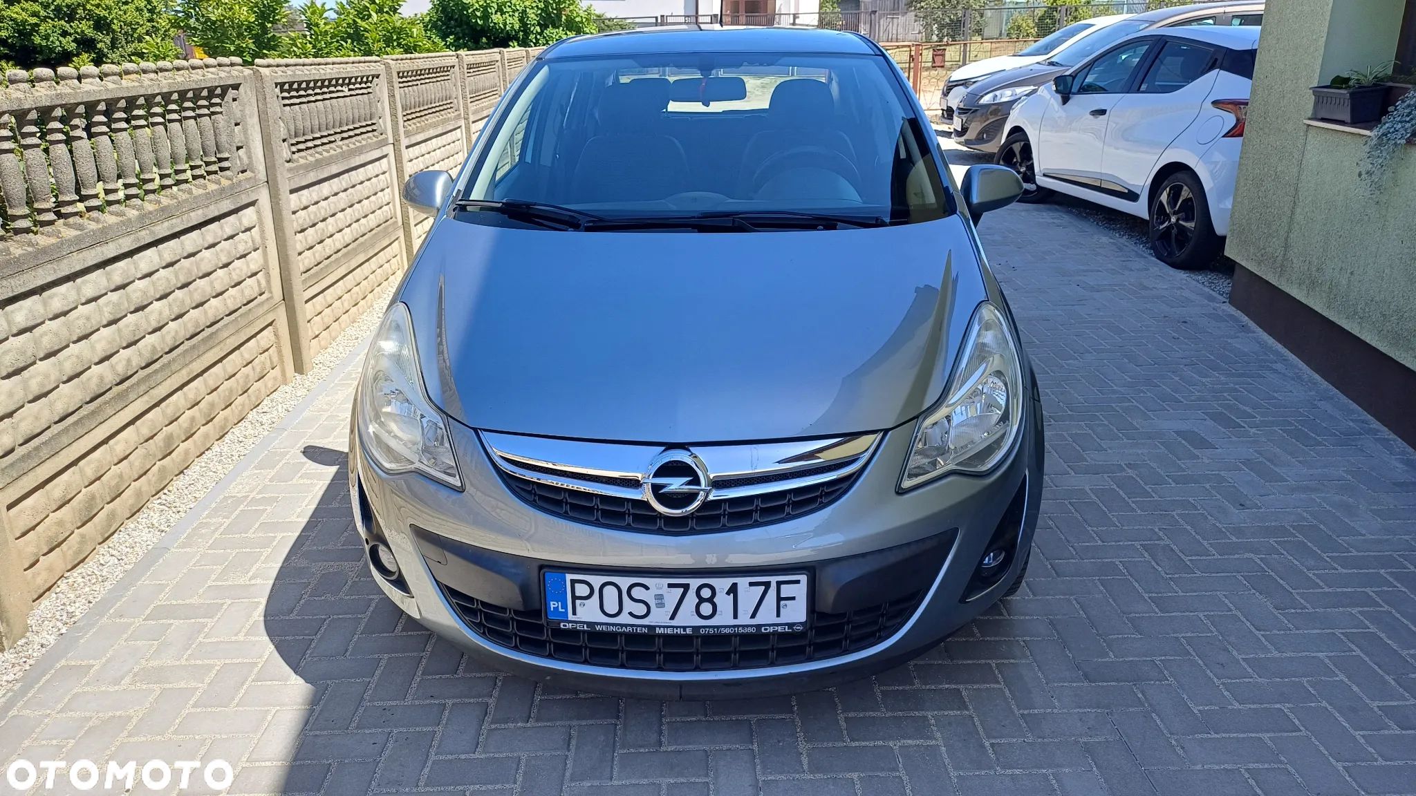 Opel Corsa 1.4 16V Cosmo - 1