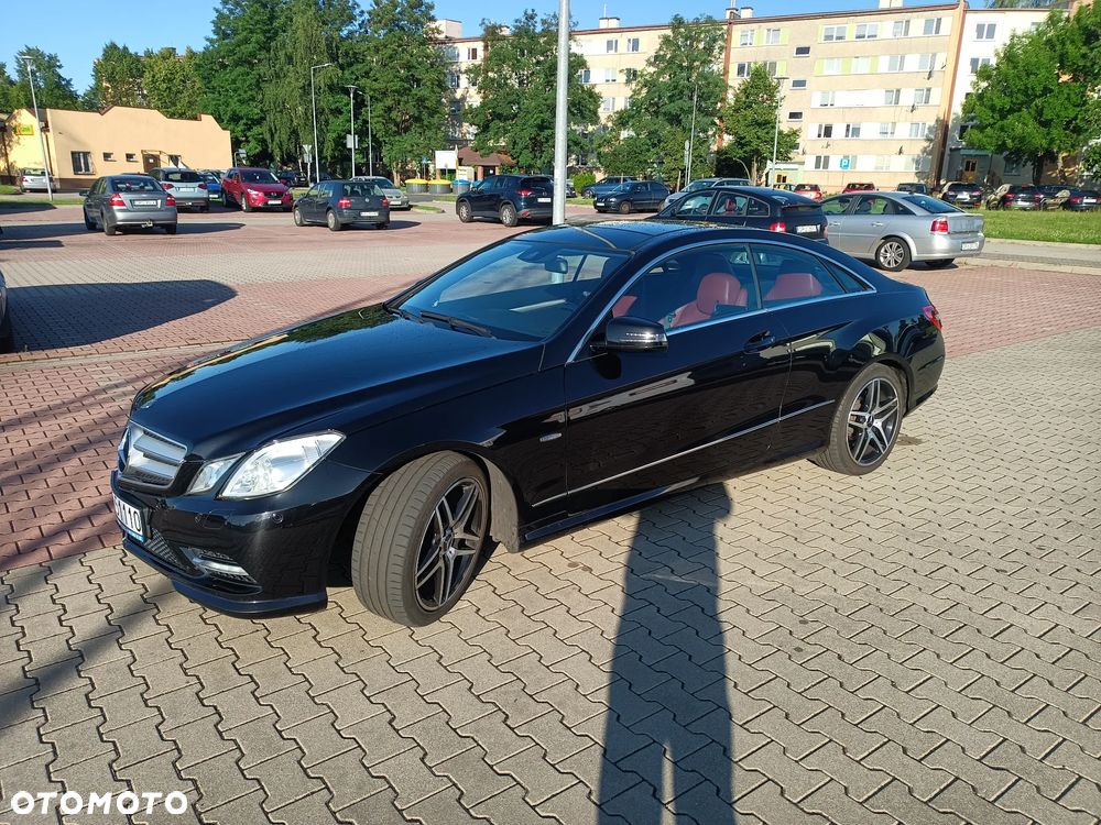 Mercedes-Benz Klasa E 250 CGI BlueEFFICIENCY Automatik Elegance - 3