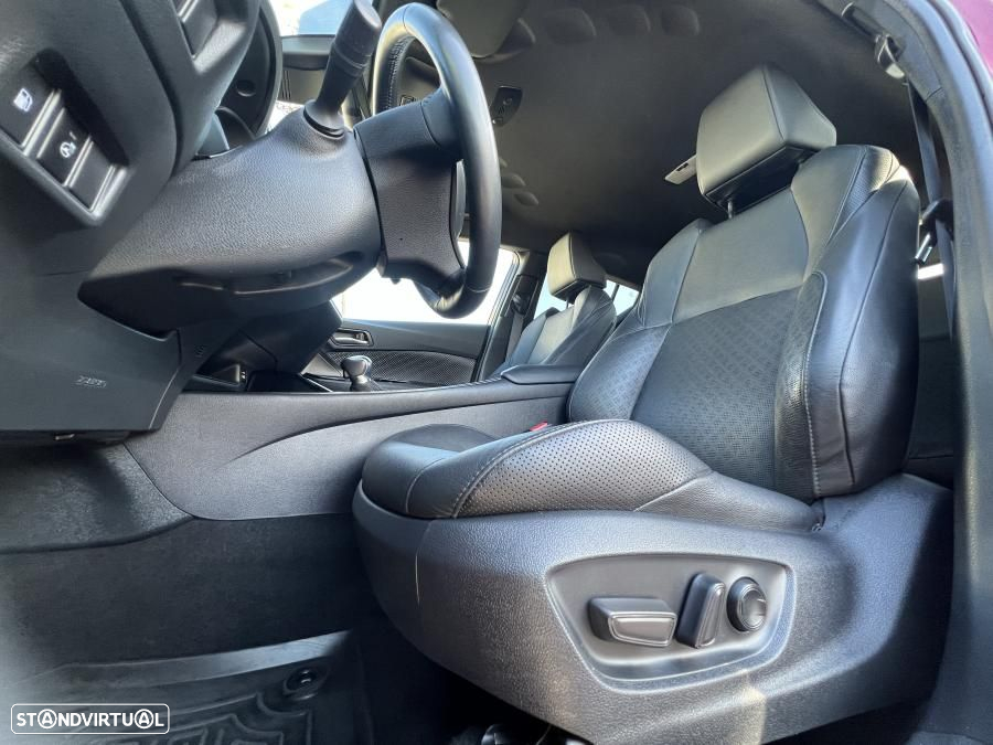Toyota C-HR 1.8 Hybrid Exclusive+P.Luxury - 19