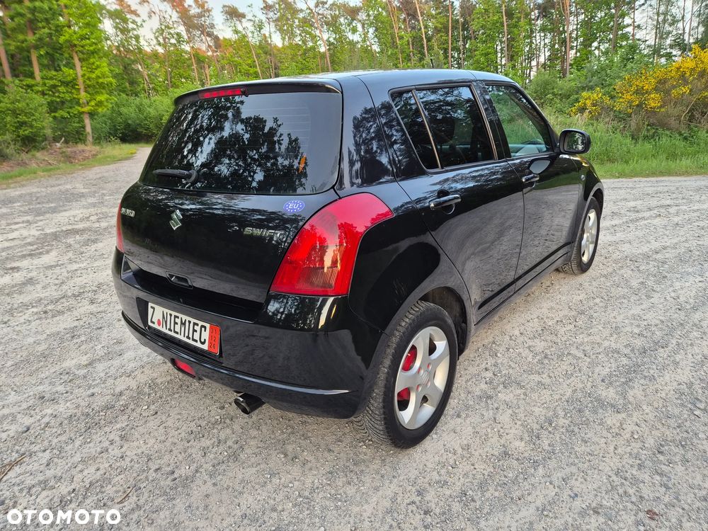 Suzuki Swift - 8
