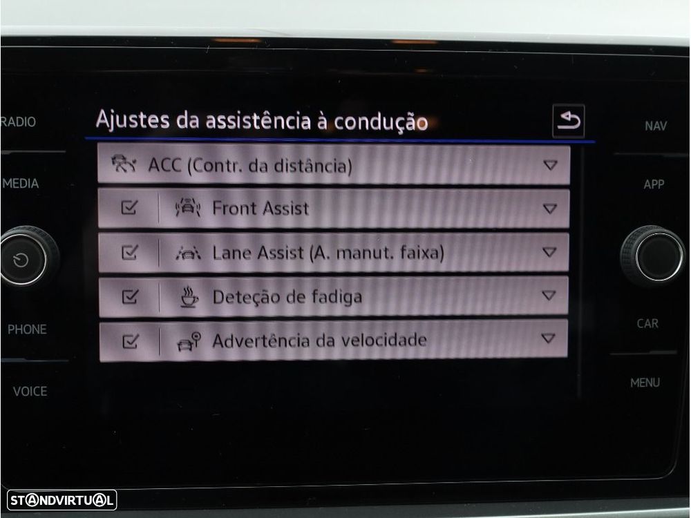 VW T-Roc 1.0 TSI Urban - 18