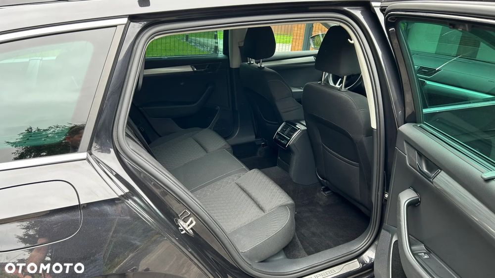 Skoda Superb 1.5 TSI Ambition - 10