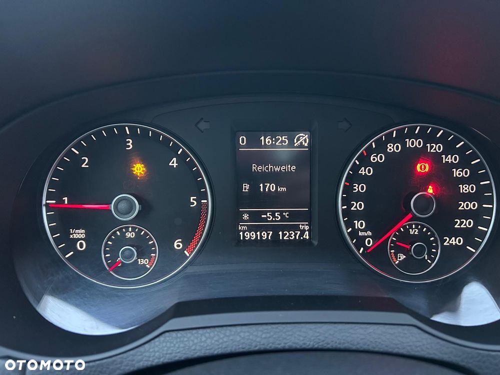 Volkswagen Sharan 2.0 TDI Comfortline - 23